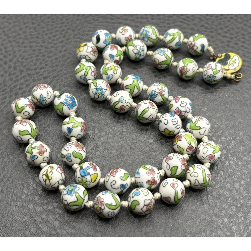 VIntage Cloisonné Enamel Floral Old Chinese Beads Enamel Clasp Necklace 24